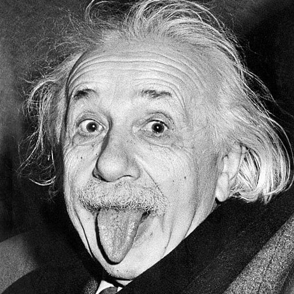Albert Einstein pubblica la Teoria della relatività - coronedilaurea.com