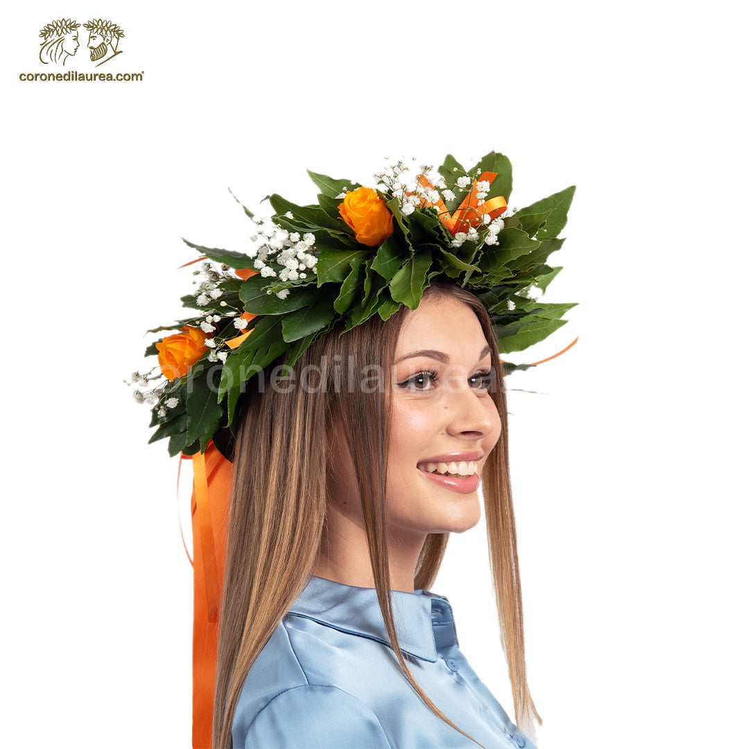 Corona di laurea Queenly, corona di alloro con rose stabilizzate gypsophila