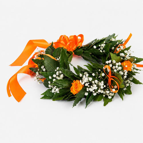 Corona di laurea Queenly, corona di alloro con rose stabilizzate gypsophila - coronedilaurea.com