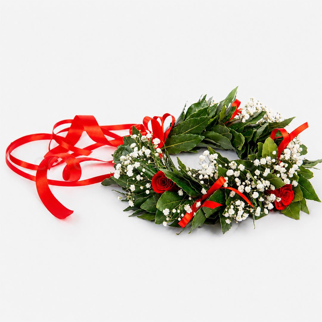 Corona di laurea Queenly, corona di alloro con rose stabilizzate gypsophila - coronedilaurea.com