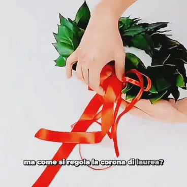 Corona laurea Queenly, corona di laurea con rose stabilizzate e gypsophila