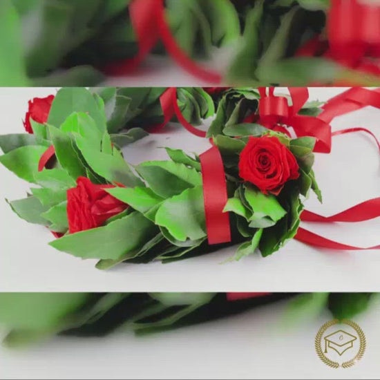Corona Laurea Rosita - coroncina con foglie di alloro fresco, nastro rosso in circonferenze ed a fiocco di chiusura con aggiunta di roselline rosse - Taglia unica (facilmente regolabile) SPEDIZIONE ITALIA GRATUITA - coronedilaurea.com